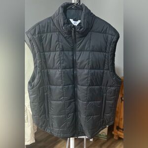 JoyLab Black Quilted Vest